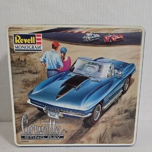 Revell Monogram Corvette Sting Ray Model Car Kit In Tin Box